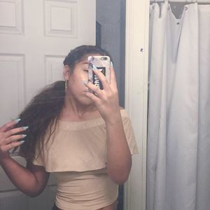 Meet your Posher, Mya